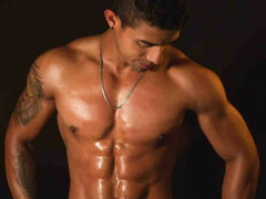 AntonioSeq - male webcam at LiveJasmin