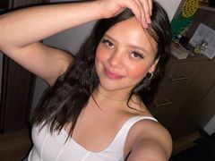 AriannaKlart - female with brown hair and  big tits webcam at LiveJasmin