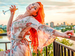 AriiMoon - female with red hair webcam at LiveJasmin