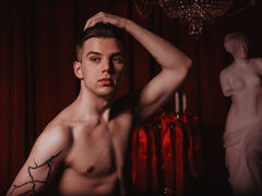 ArthurMann - male webcam at LiveJasmin