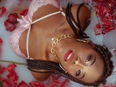 AshantiHopson - female with brown hair and  big tits webcam at LiveJasmin