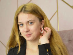 AshleyCoy - blond female with  big tits webcam at LiveJasmin