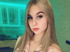 AuroraVavilova - blond female webcam at LiveJasmin