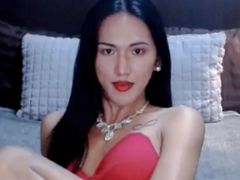 AxcelGil - shemale with black hair webcam at LiveJasmin