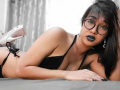 AyaGow - shemale with black hair webcam at LiveJasmin