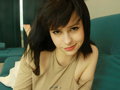 BiancaMoyer - female with black hair webcam at LiveJasmin