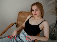 BogdanaKirk - blond female webcam at LiveJasmin