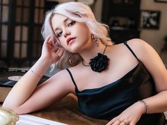 BrunnyStorm - blond female webcam at LiveJasmin