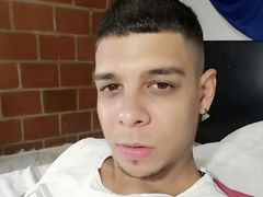 CarlosGonzalez - male webcam at LiveJasmin