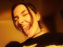 CeceliaJohnson - female with black hair webcam at LiveJasmin