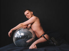 CharlieSparks - male webcam at LiveJasmin