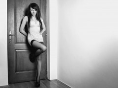 MoniqueRozen - female with brown hair and  big tits webcam at LiveJasmin