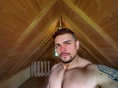 ChristTompson - male webcam at LiveJasmin