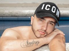 ChristoferJean - male webcam at LiveJasmin