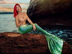 ClaryLewis - female with red hair webcam at LiveJasmin