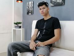 CristianArias - male webcam at LiveJasmin