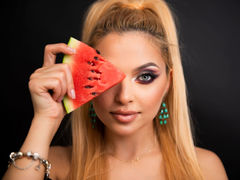 DaisyDoll - blond female webcam at LiveJasmin