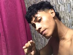 DannyelChaverra - male webcam at LiveJasmin