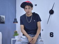 DanteRoss - male webcam at LiveJasmin