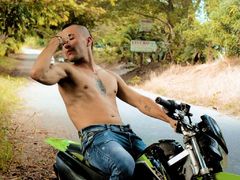 DaveSulivan - male webcam at LiveJasmin