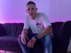 DeePaterson - male webcam at LiveJasmin