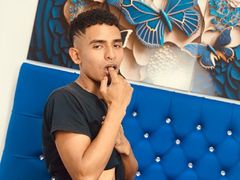 DenzellJackson - male webcam at LiveJasmin