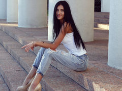 VeronicaRay - female with black hair webcam at LiveJasmin