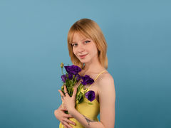 DoloresPalmer - blond female with  small tits webcam at LiveJasmin