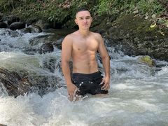 DrekFox - male webcam at LiveJasmin