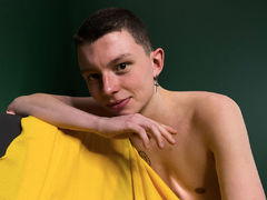 DylanWelch - male webcam at LiveJasmin