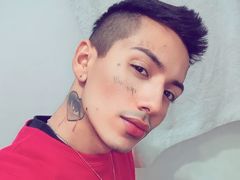 DylandBlake - male webcam at LiveJasmin