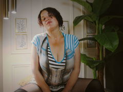 EllenHarris - female with black hair and  big tits webcam at LiveJasmin