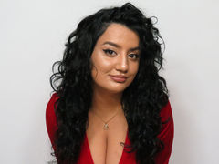 ElviraEda - female with black hair and  big tits webcam at LiveJasmin