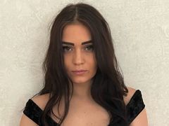 ElzaTinker - female with brown hair webcam at LiveJasmin