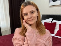 EmilyMitchells - female with red hair webcam at LiveJasmin