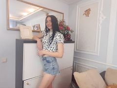 EmmaBinoche - female with black hair and  small tits webcam at LiveJasmin