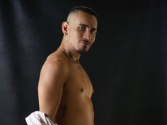 FhilipBeckett - male webcam at LiveJasmin