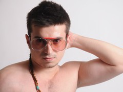 friendlyboyUK - male webcam at LiveJasmin