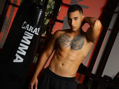 GeanPaoul - male webcam at LiveJasmin