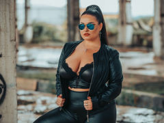 GeorgiaLerox - female with black hair and  big tits webcam at LiveJasmin