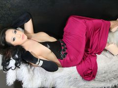 AngelaMadison - shemale with black hair and  big tits webcam at LiveJasmin