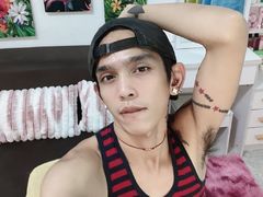 HughesBrix - male webcam at LiveJasmin