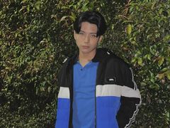 HyunWoo - male webcam at LiveJasmin