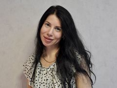 IsabeleMorris - female with black hair webcam at LiveJasmin
