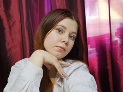 IvyGill - female with red hair webcam at LiveJasmin