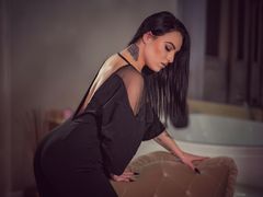 IzabelllNoir - female with black hair webcam at LiveJasmin