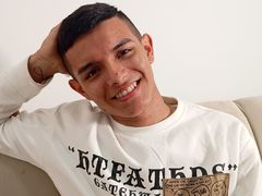 JackeSpu - male webcam at LiveJasmin