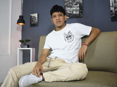 JacobCrox - male webcam at LiveJasmin