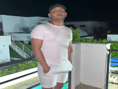 JamesStarone from LiveJasmin