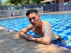 JanielAdam - male webcam at LiveJasmin